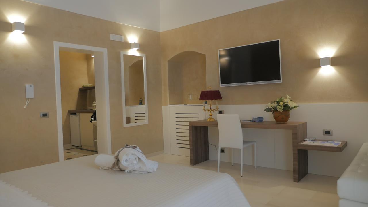 Borgo Marsala Bed & Breakfast Trani Exterior photo