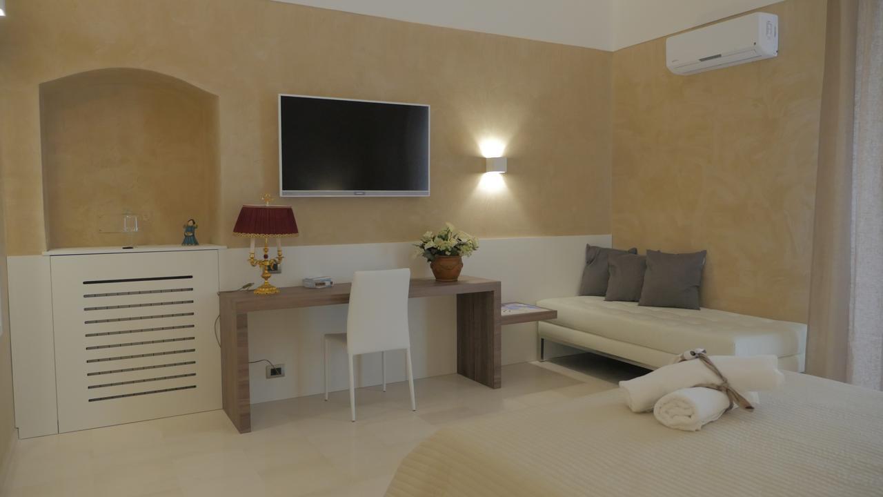 Borgo Marsala Bed & Breakfast Trani Exterior photo