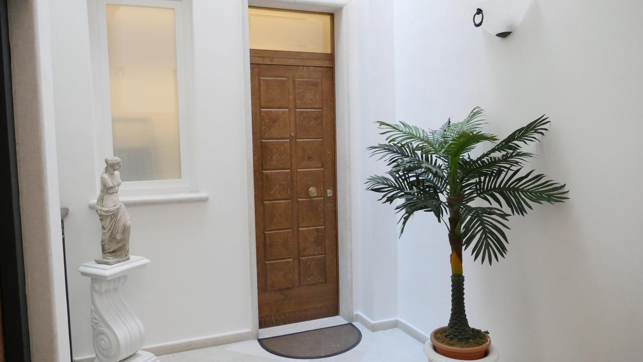 Borgo Marsala Bed & Breakfast Trani Exterior photo
