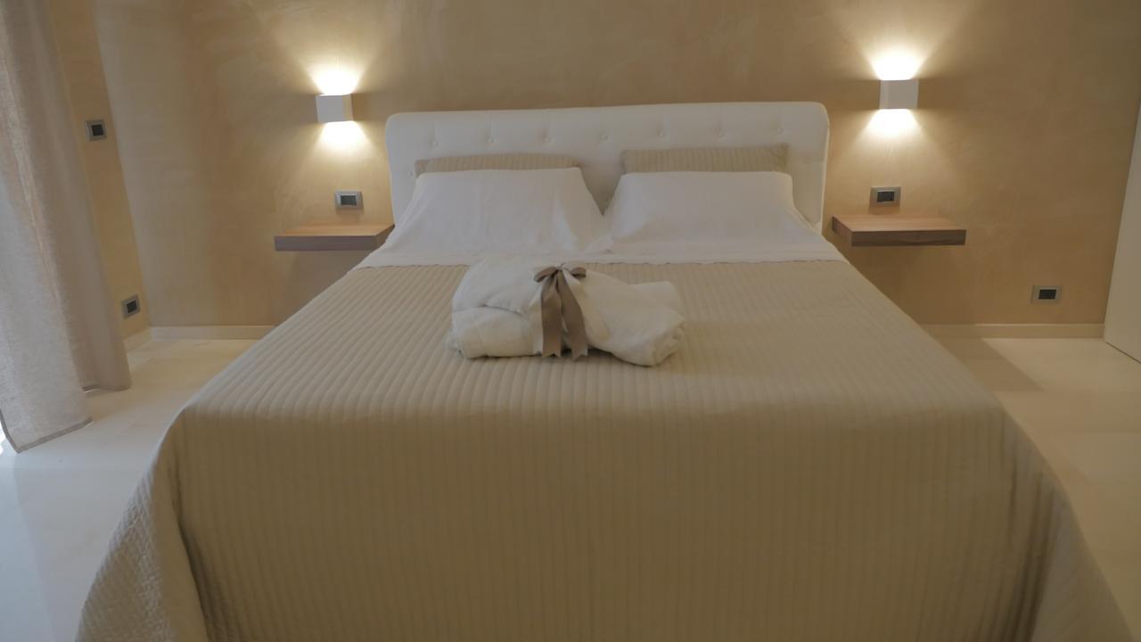 Borgo Marsala Bed & Breakfast Trani Exterior photo