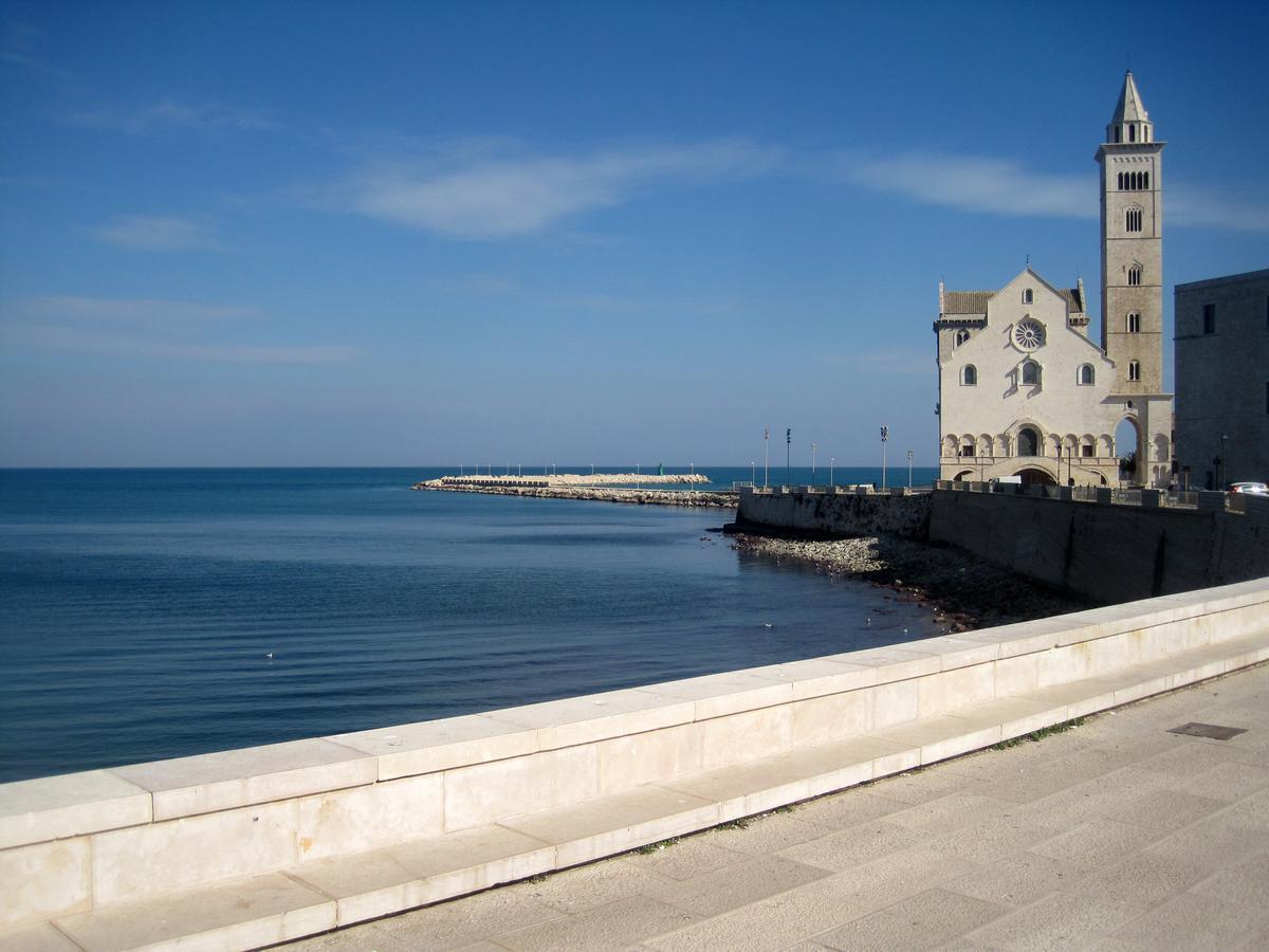 Borgo Marsala Bed & Breakfast Trani Exterior photo
